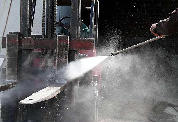 Playground Equipment Cleaning in Louisville, IL