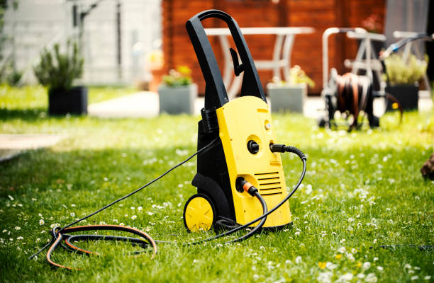Professional Pressure Washing Services in Louisville, IL